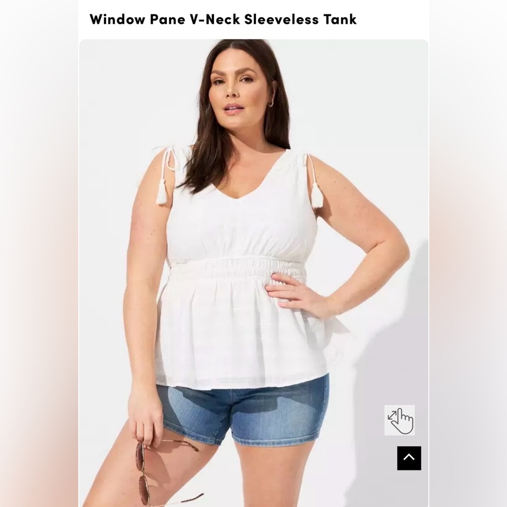 Women’s Torrid White Window Pane V-Neck Sleeveless Tank Size  4X Plus